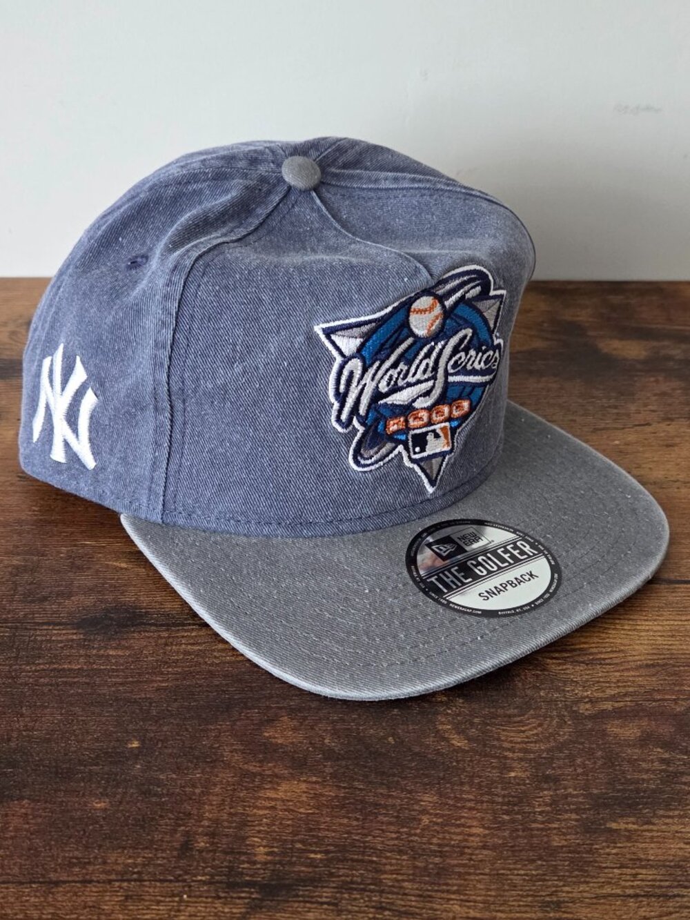 NWT New York Yankees New Era 2000 MLB World Series Pigment Dye Golfer Snapback